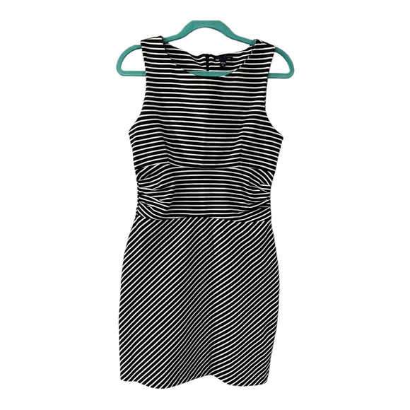 GAP Dresses & Skirts - GAP NWOT STRIPE STRETCH BLACK WHITE MIDI COCKTAIL FITTED COCKTAIL DRESS SIZE 8